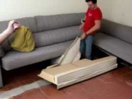 Jak naprawić dziurę w kanapie