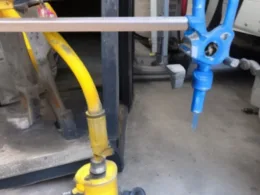 Jak naprawić podnośnik hydrauliczny