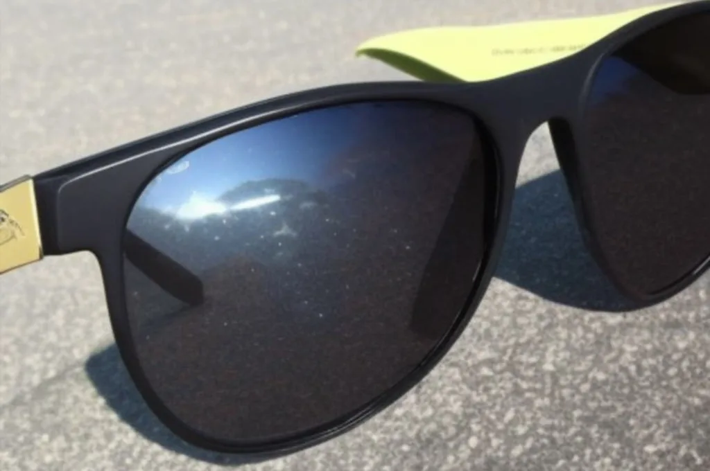 Jak naprawić porysowane okulary przeciwsłoneczne