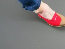 Jak naprawić suwak w butach