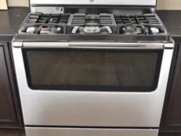 Jak wyczyścić kuchenkę gazową ze stali nierdzewnej?