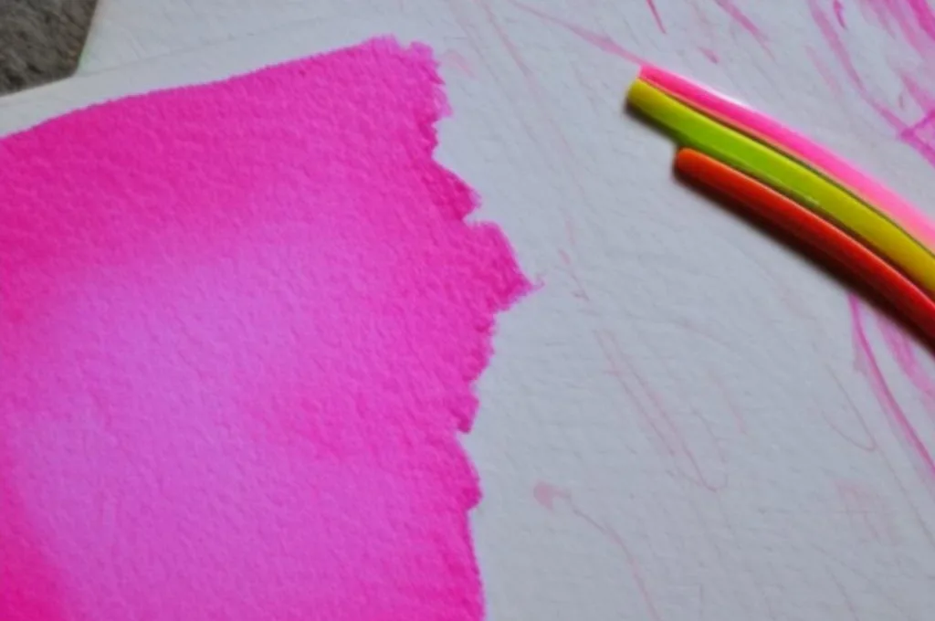 Jak zrobić kolor różowy z kredek
