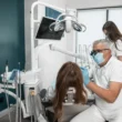 Dentysta Kraków – dlaczego warto wybrać kompleksową opiekę